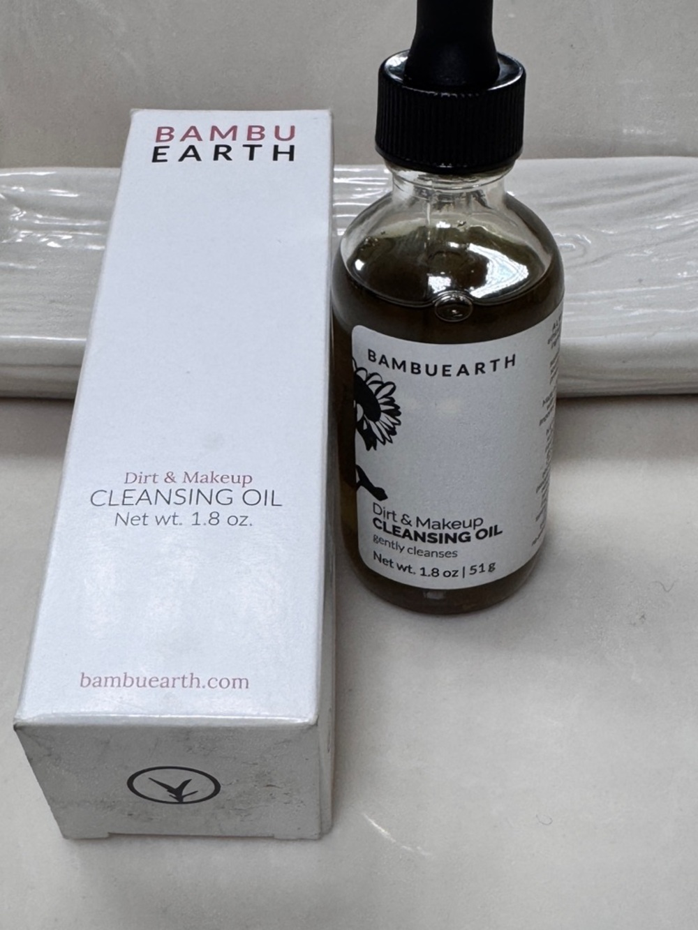 BambuEarth Dirt & Makeup Cleansing Oil 1.8oz Natural Cleanser NEW